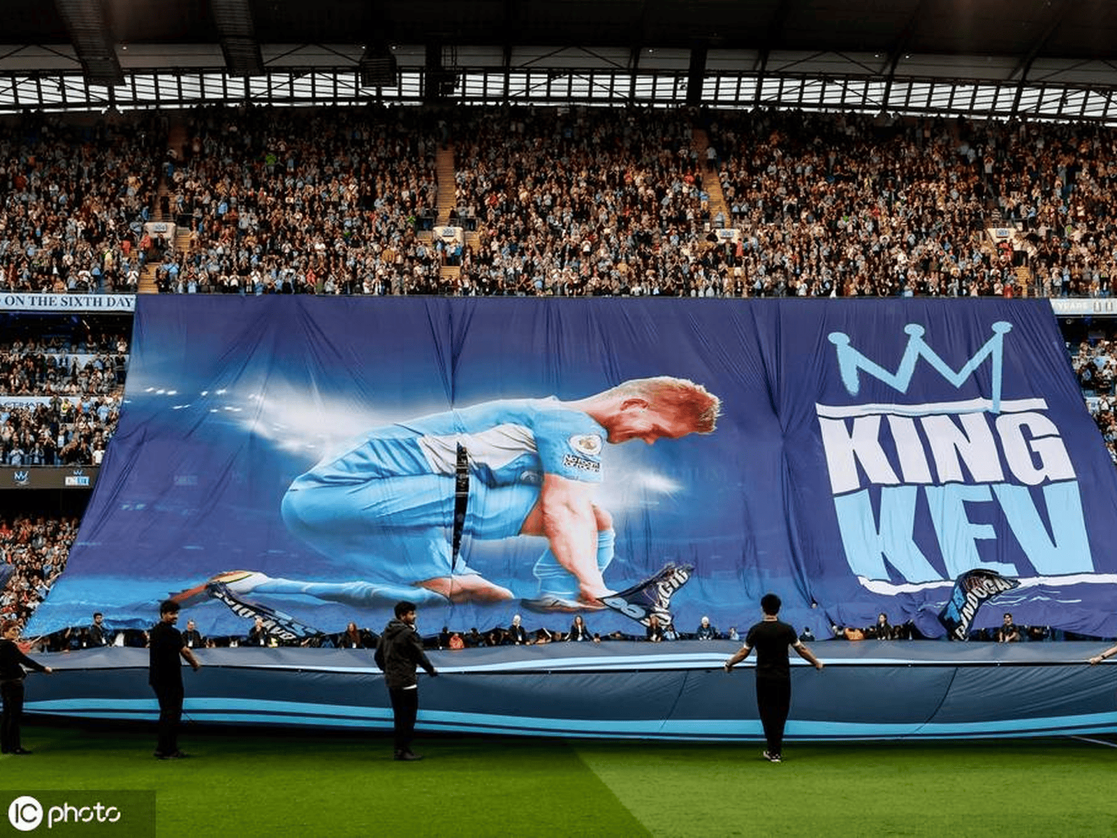 九游官方网站-关于德布劳内回归赛场，惊险取胜首场状态亮眼，篮网观众沸腾！的信息